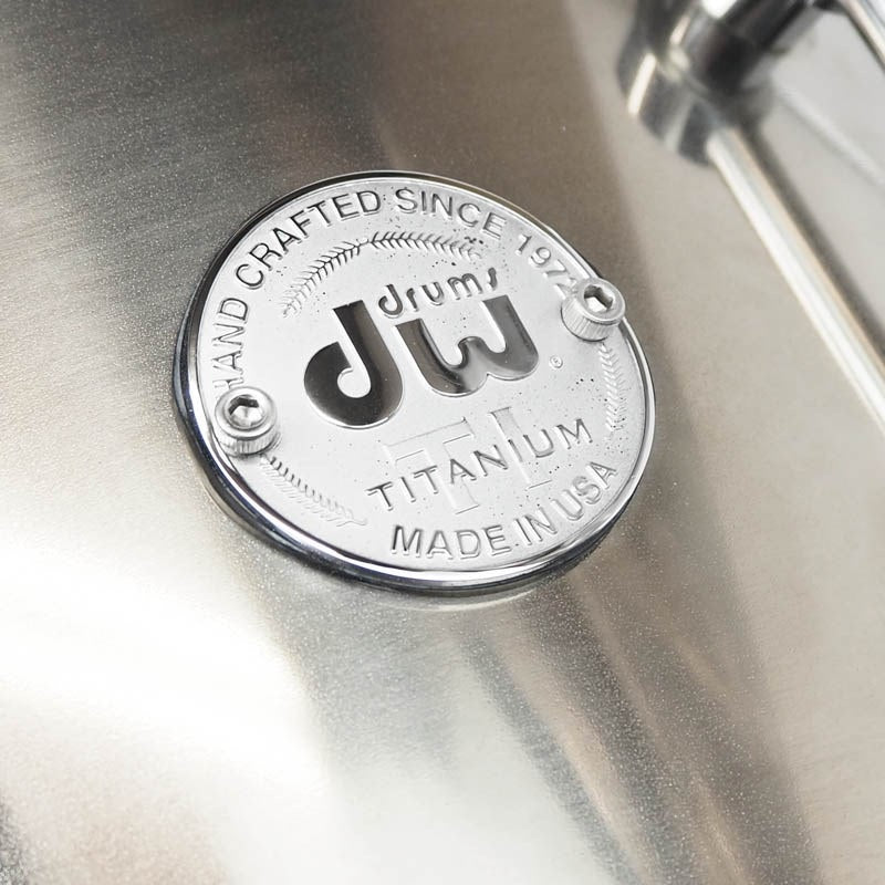 Used_DW_Dunnett_Limited_Edition_Titanium_Snare_Drum_14x6_5_[No_33_75]_02