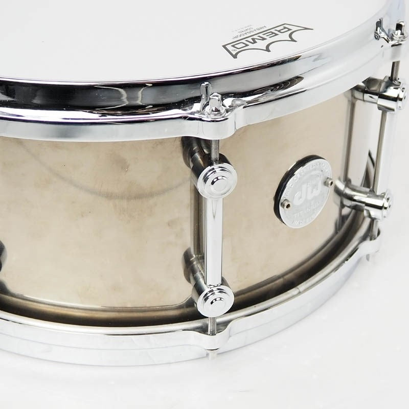 Used_DW_Dunnett_Limited_Edition_Titanium_Snare_Drum_14x6_5_[No_33_75]_07