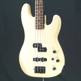 Used_Duff_McKagan_Precision_Bass_(Pearl_White)_01