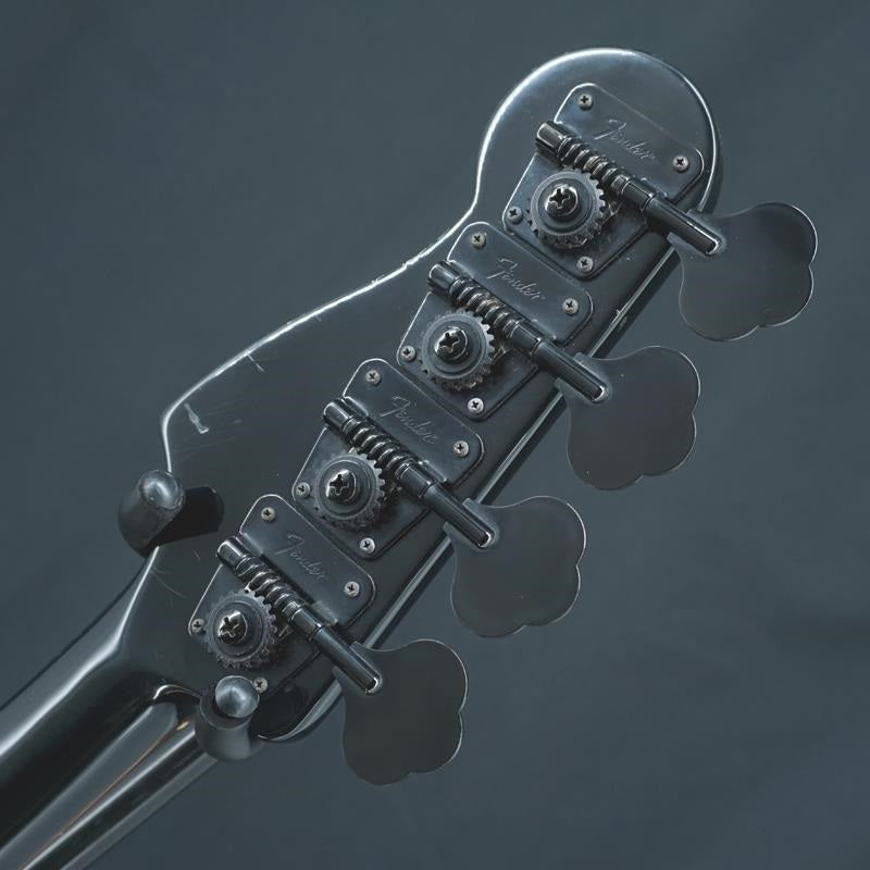 Used_Duff_McKagan_Precision_Bass_(Pearl_White)_08