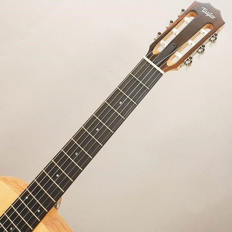 Used_EG-12E-N_LTD_'22_Taylor_09