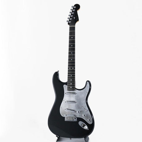 Used_FSR_American_Deluxe_Stratocaster_in_Black_Pearl_(Black_Pearl)_[SN_DZ2036956]_by_Fender_02