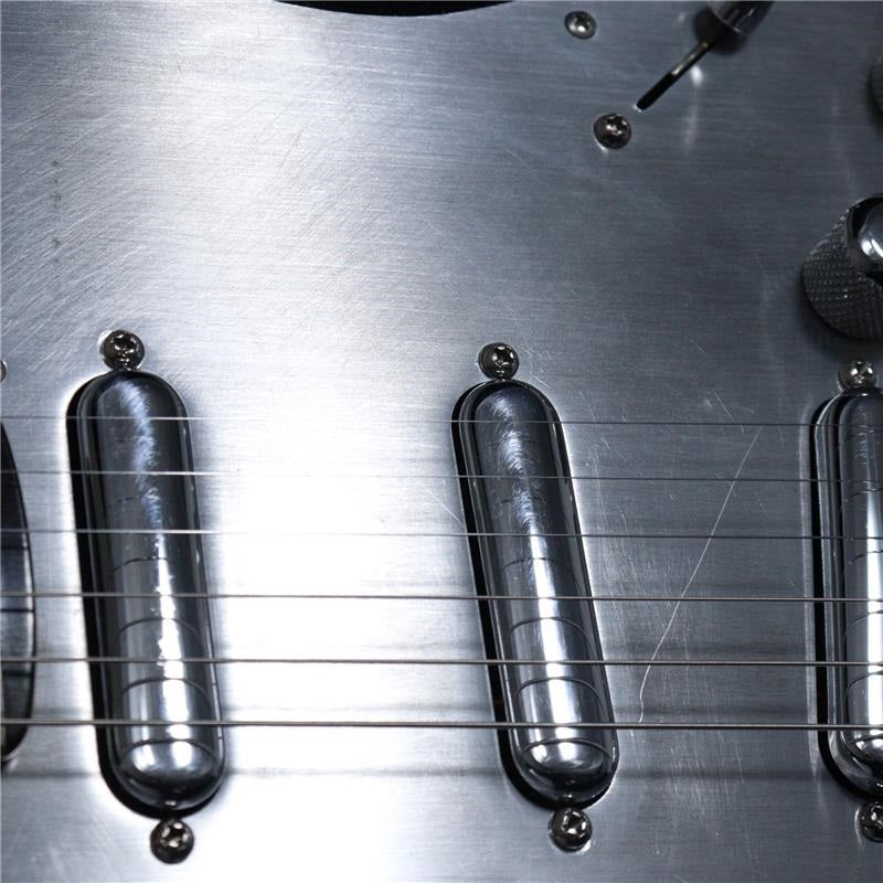 Used_FSR_American_Deluxe_Stratocaster_in_Black_Pearl_(Black_Pearl)_[SN_DZ2036956]_by_Fender_08