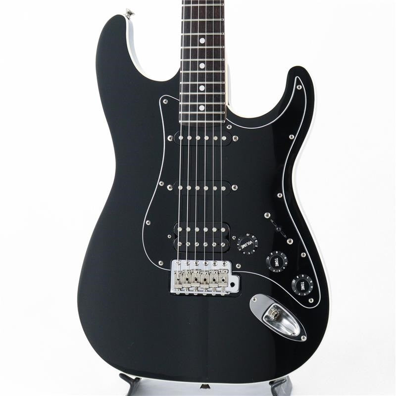 Used_Fender_Aerodyn_Stratocaster_HSS_(Black)_[SN_JD17001321]_01