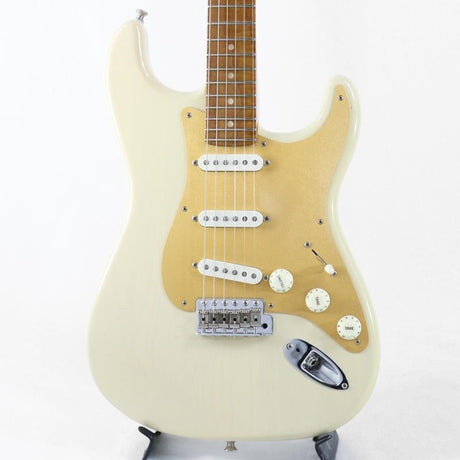 Used_Fender_American_Custom_Stratocaster_NOS_(Honey_Blonde)_[SN_16131]_01