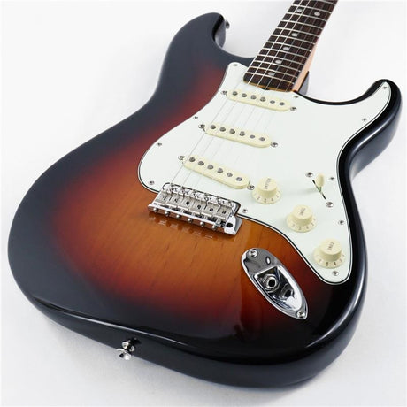 Used_Fender_American_Original_60s_Stratocaster_(3-Color_Sunburst)_[SN_V2201660]_11
