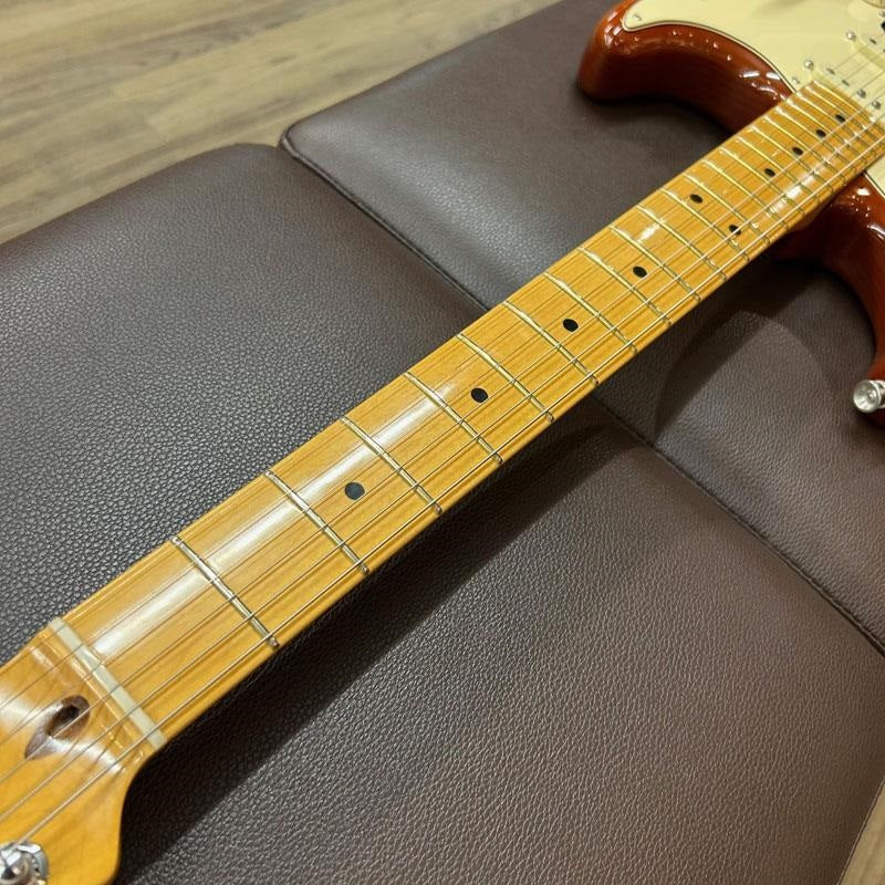 Used_Fender_American_Professional_II_Stratocaster_HSS_(Sienna_Sunburst_Maple)_[SN_US210001169]_10