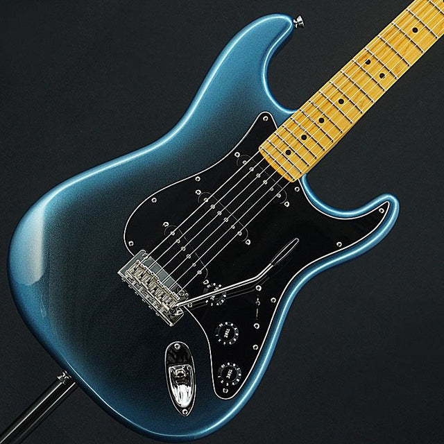 Used_Fender_American_Professional_II_Stratocaster_(Dark_Night_Maple)_[SN_US22098719]_01