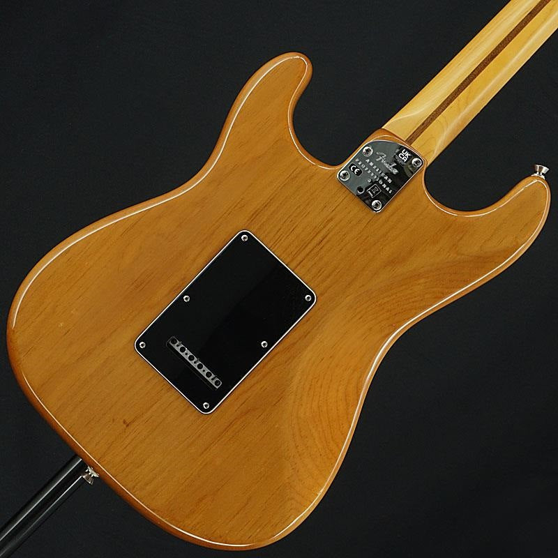 Used_Fender_American_Professional_II_Stratocaster_(Roasted_Pine_Rosewood)_[SN_US21033529]_02