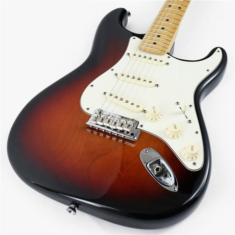 Used_Fender_American_Standard_Stratocaster_(3-Color_Sunburst)_[SN_US11293192]_11