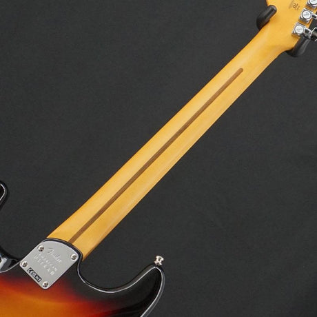 Used_Fender_American_Ultra_II_Stratocaster_HSS_(Ultraburst_Ebony)_[SN_US240013376]_06