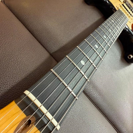 Used_Fender_American_Ultra_II_Stratocaster_HSS_(Ultraburst_Ebony)_[SN_US240013376]_10