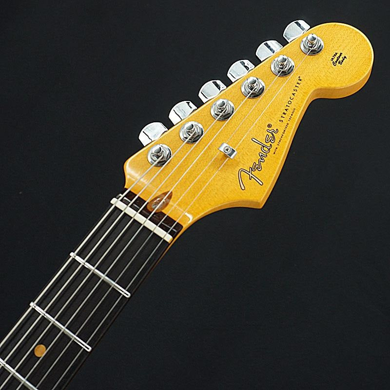 Used_Fender_American_Ultra_Luxe_Vintage_'60s_Stratocaster_(Ice_Blue_Metallic_Rosewood)_[SN_US25016203]_07