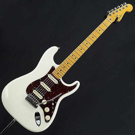 Used_Fender_American_Ultra_Stratocaster_HSS_(Arctic_Pearl_Maple)_[SN_US210081321]_03