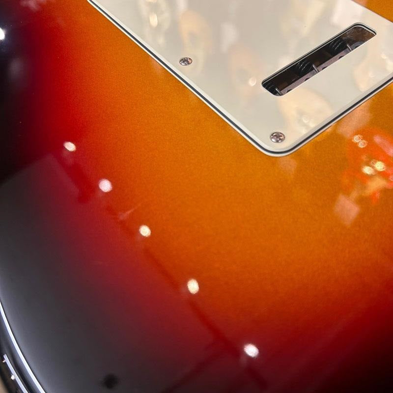 Used_Fender_American_Ultra_Stratocaster_(Ultraburst_Maple)_[SN_US240007278]_11