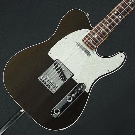 Used_Fender_American_Ultra_Telecaster_(Texas_Tea_Rosewood)_[SN_24004037]_01