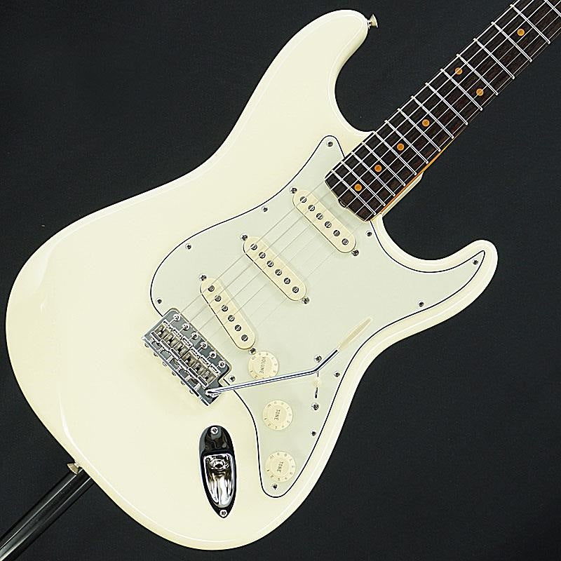 Used_Fender_American_Vintage_II_1961_Stratocaster_(Olympic_White)_[SN_V2442627]_01