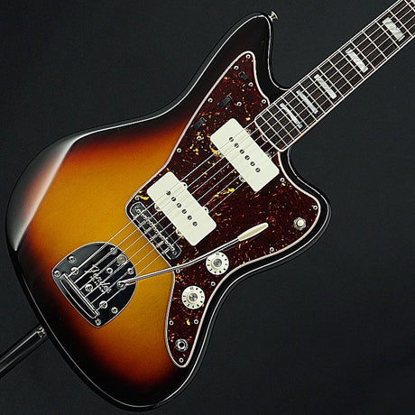 Used_Fender_American_Vintage_II_1966_Jazzmaster_(3-Color_Sunburst)_[SN_V2323375]_01