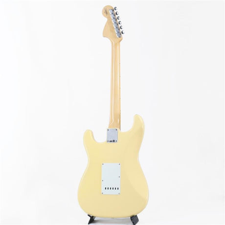 Used_Fender_Artist_Collection_Yngwie_Malmsteen_Signature_Stratocaster_(Vintage_White_Scalloped_Maple)_[SN_R126090]_03