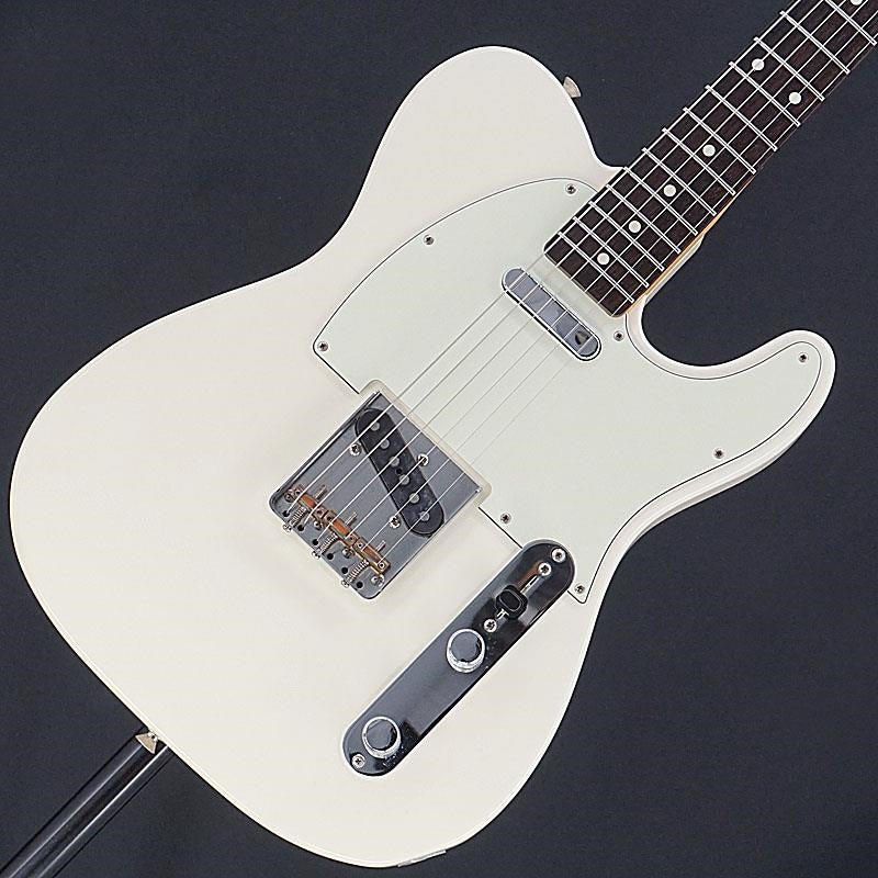 Used_Fender_Hybrid_60s_Telecaster_(Arctic_White)_[SN_JD17041360]_01