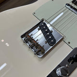 Used_Fender_Hybrid_60s_Telecaster_(Arctic_White)_[SN_JD17041360]_09