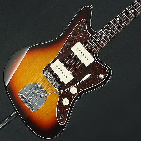 Used_Fender_JM66-88_(3Tone_Sunburst)_[SN_S053226]_01