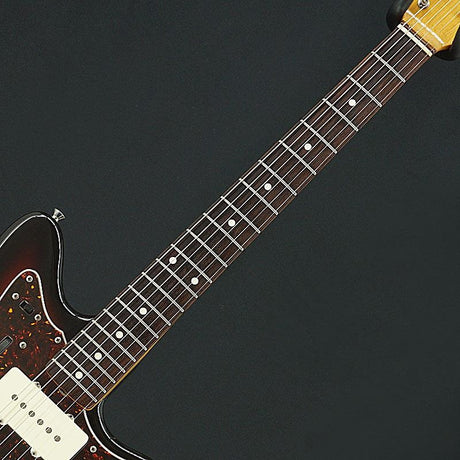Used_Fender_JM66-88_(3Tone_Sunburst)_[SN_S053226]_05