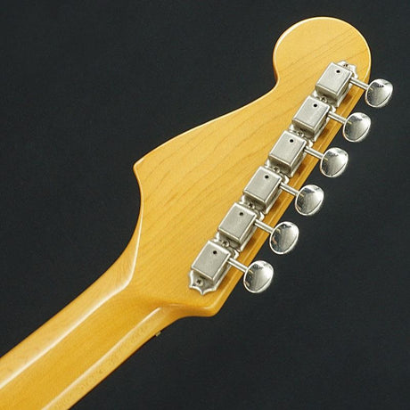 Used_Fender_JM66-88_(3Tone_Sunburst)_[SN_S053226]_08