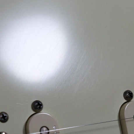 Used_Fender_Jeff_Beck_Stratocaster_2005_(Olympic_White)_[SN_SZ5187507]_09