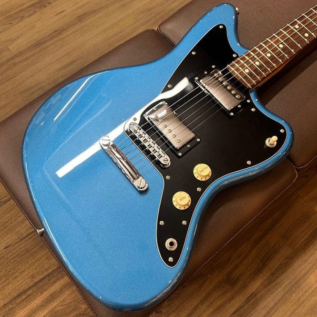 Used_Fender_Limited_Adjusto-Matic_Jazzmaster_HH_(Lake_Placid_Blue)_[SN_JD23017598]_09