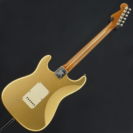 Used_Fender_Limited_Edition_70th_Anniversary_1954_Roasted_Stratocaster_Journeyman_Relic_(Aged_Aztec_Gold)_[SN_LXX0465]_04