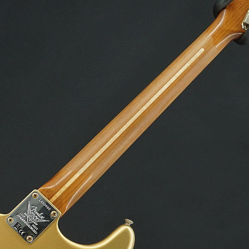 Used_Fender_Limited_Edition_70th_Anniversary_1954_Roasted_Stratocaster_Journeyman_Relic_(Aged_Aztec_Gold)_[SN_LXX0465]_06