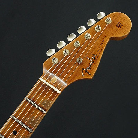 Used_Fender_Limited_Edition_70th_Anniversary_1954_Roasted_Stratocaster_Journeyman_Relic_(Aged_Aztec_Gold)_[SN_LXX0465]_07