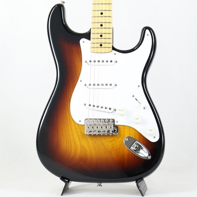 Used_Fender_Limited_Edition_70th_Anniversary_1954_Stratocaster_TCP_(Wide-Fade_2-Color_Sunburst)_[SN_5203]_01