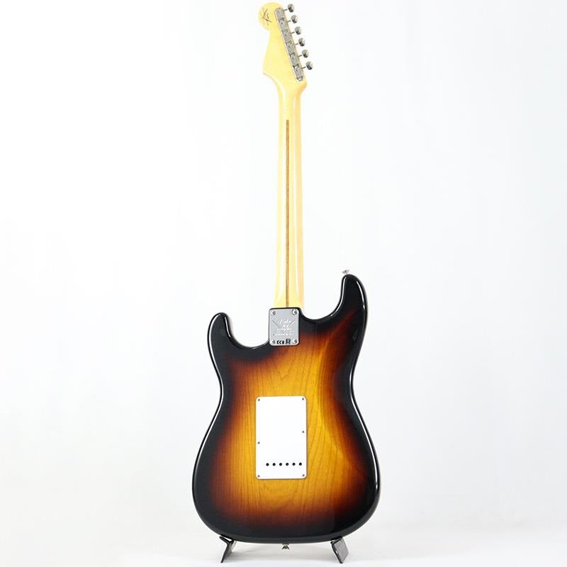 Used_Fender_Limited_Edition_70th_Anniversary_1954_Stratocaster_TCP_(Wide-Fade_2-Color_Sunburst)_[SN_5203]_03