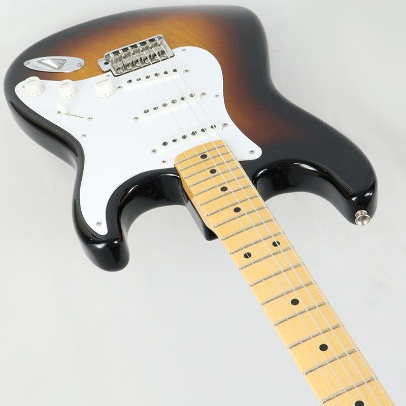 Used_Fender_Limited_Edition_70th_Anniversary_1954_Stratocaster_TCP_(Wide-Fade_2-Color_Sunburst)_[SN_5203]_05