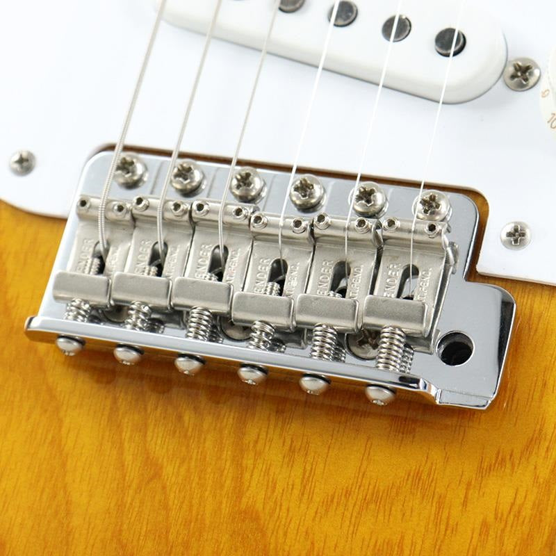 Used_Fender_Limited_Edition_70th_Anniversary_1954_Stratocaster_TCP_(Wide-Fade_2-Color_Sunburst)_[SN_5203]_06