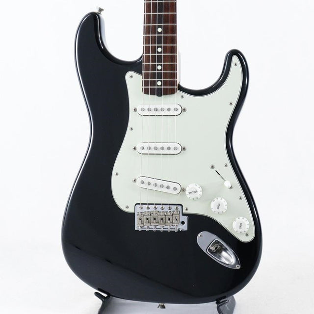 Used_Fender_Made_in_Japan_Traditional_60s_Stratocaster_(Black_Rosewood)_[SN_JD22017739]_01