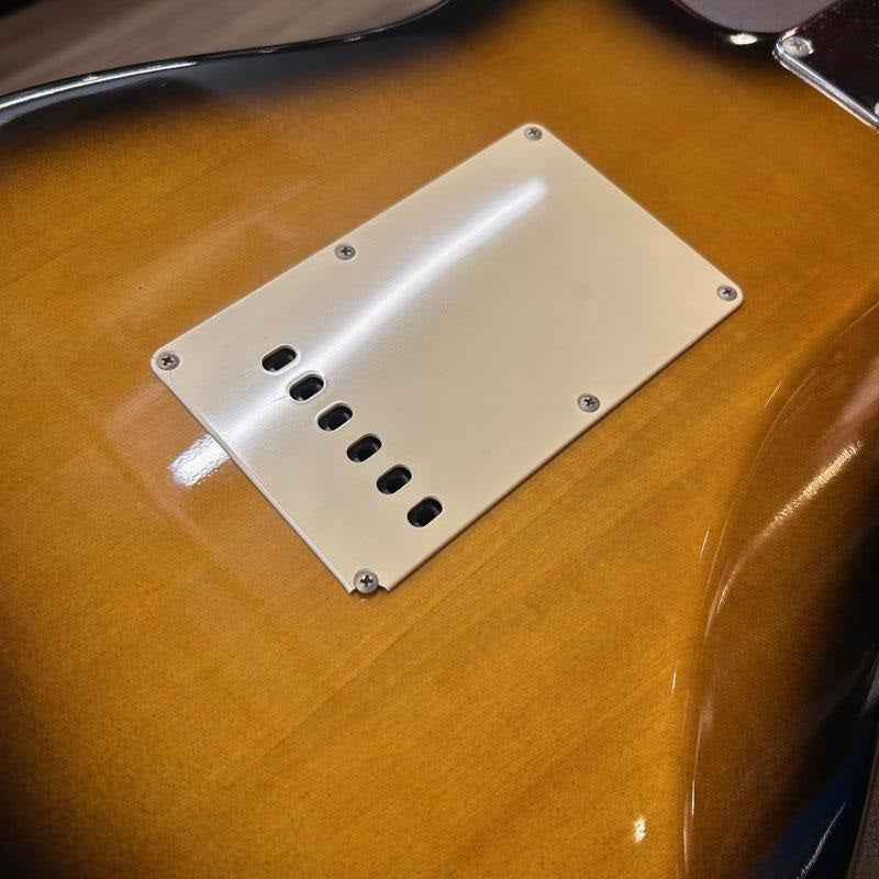 Used_Fender_ST57-58US_(Tobacco_Sunburst)_[SN_P009248]_10