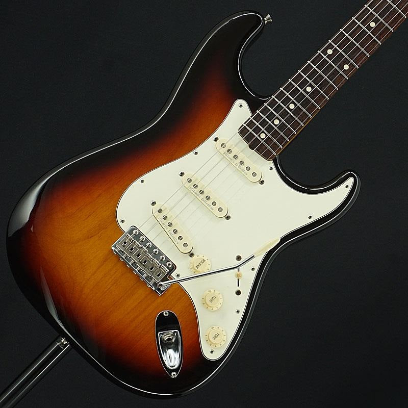 Used_Fender_ST62-DMC_VSP_(3Tone_Sunburst)_[SN_S064052]_01