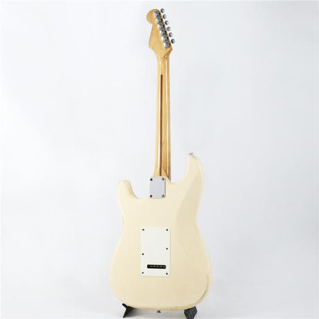 Used_Fender_Squier_Series_Stratocaster_(White)_[SN_MN416411]_03