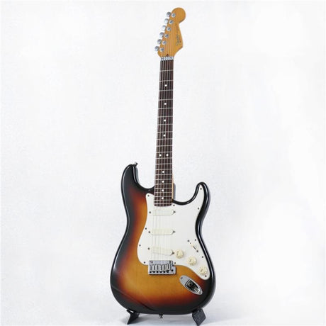 Used_Fender_Strato_Plus_(BSB)_[SN_N003197]_02