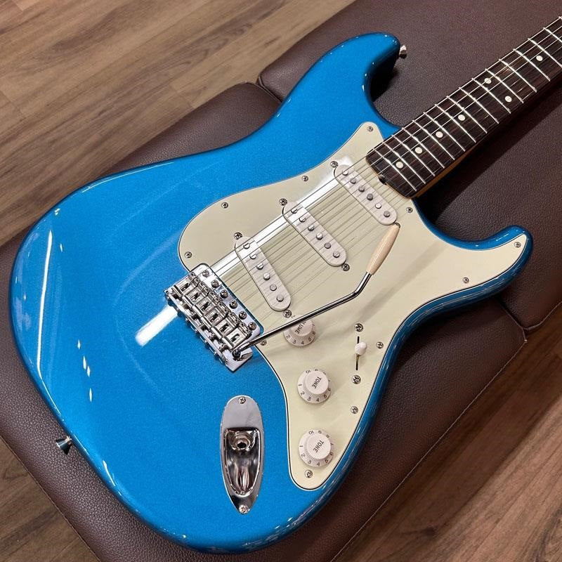 Used_Fender_Traditional_60s_Stratocaster_(Lake_Placid_Blue)_[SN_JD24023970]_09
