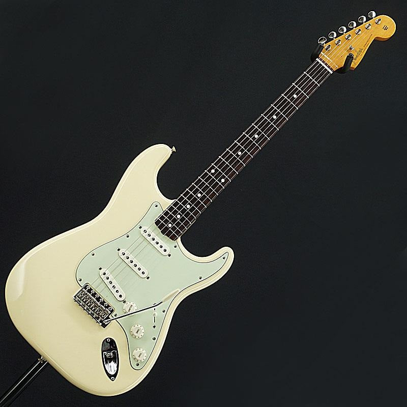 Used_Fender_Vintera_II_60s_Stratocaster_(Olympic_White)_[SN_MX23078659]_03