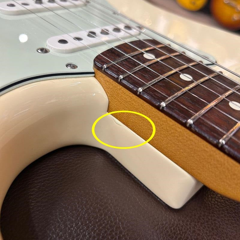 Used_Fender_Vintera_II_60s_Stratocaster_(Olympic_White)_[SN_MX23078659]_10