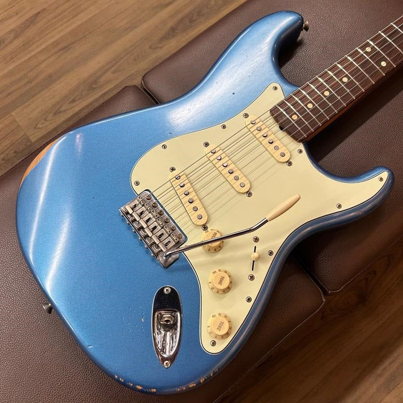 Used_Fender_Vintera_Road_Worn_'60s_Stratocaster_(Lake_Placid_Blue)_[SN_MX21145726]_09