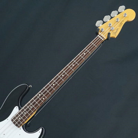 Used_Japan_Exclusive_Classic_60s_Jazz_Bass_(Black)_05