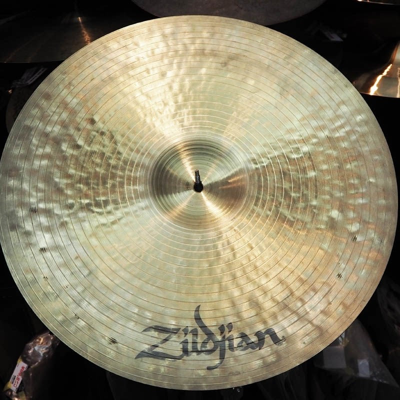 Used_K_Zildjian_Dark_Medium_Ride_22_[3076g]_08