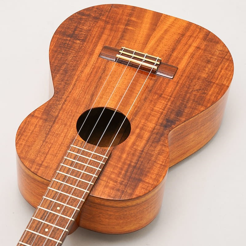 Used_Kamaka_HF-4_Baritone_'05_[Baritone_Ukulele]_05