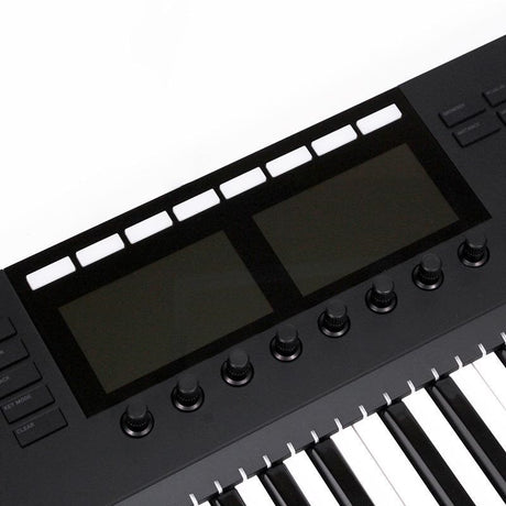 Used_Komplete_Kontrol_S49_mk2_(Native_Instrument)_(MIDI_controller，_keyboard)_05